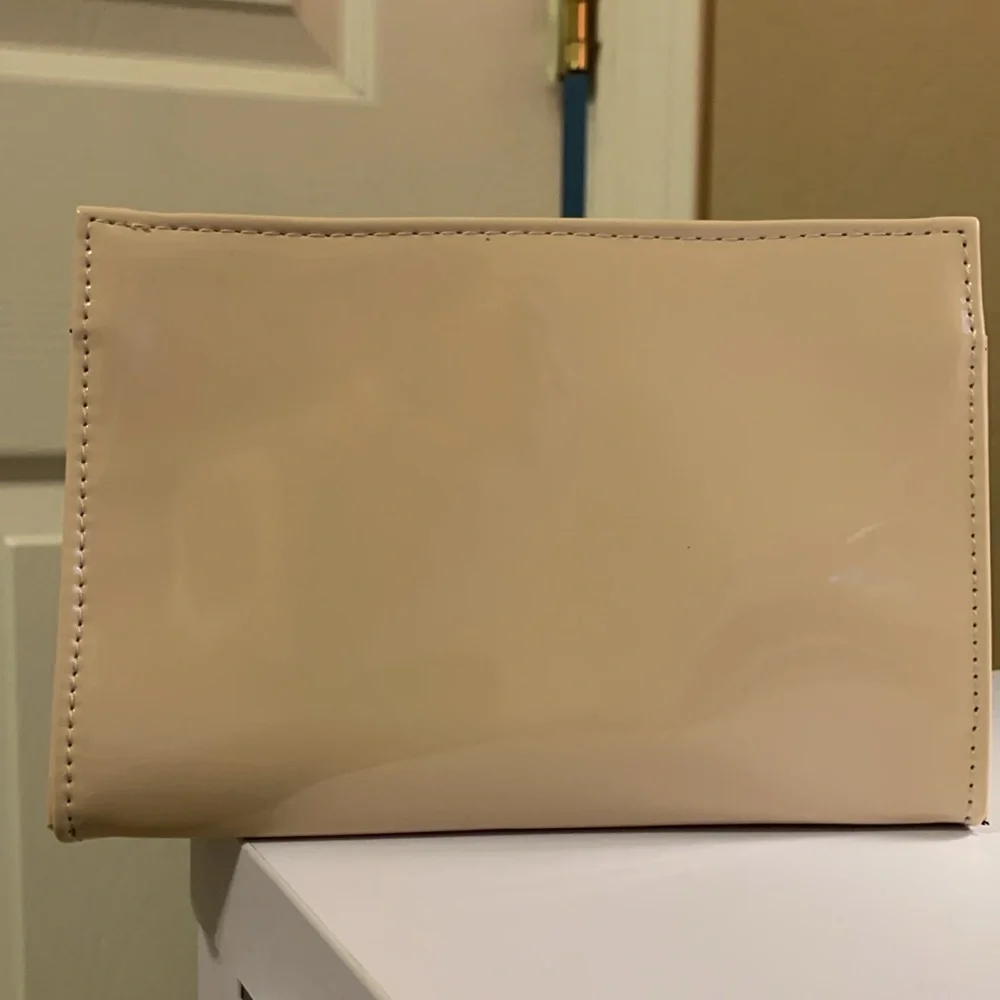 NEW YSL Nude Patent Beauty Pouch